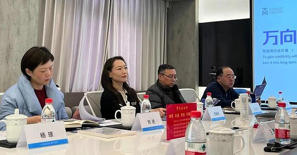 12.4市场观察：当多头狂欢遇上理性克制